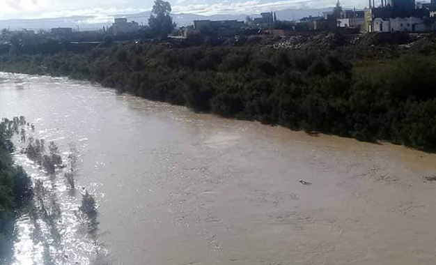 Hausse du niveau de l’eau de l’Oued Medjerda dans le gouvernorat de Jendouba