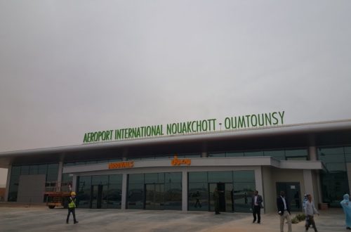 Mauritanie: Il prend le contrôle d'un avion et menace de le faire exploser