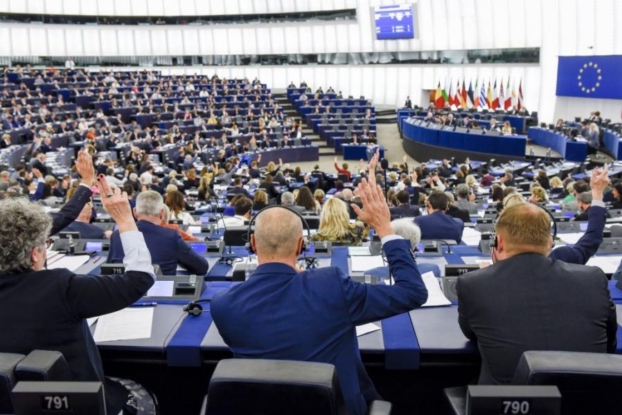 Le Parlement européen appelle à un "cessez-le-feu permanent" dans la bande de Gaza.