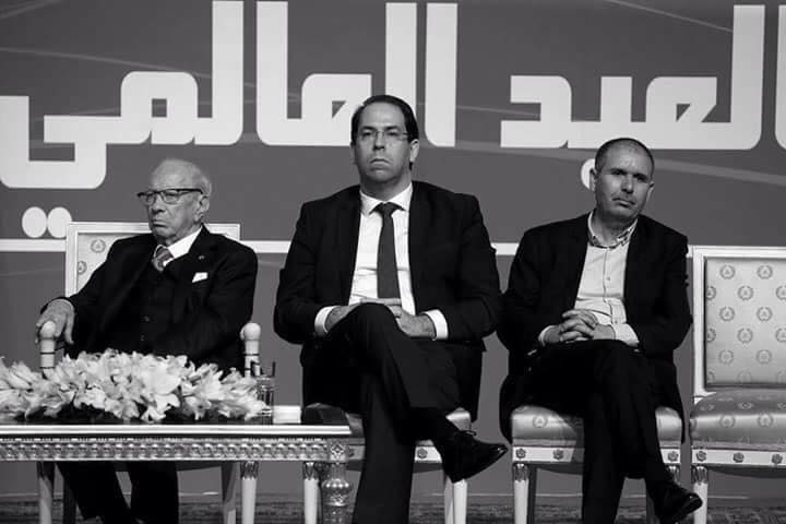 Pour arrêter le cauchemar, Génie, ô génie, peux-tu changer le sort des Tunisiens