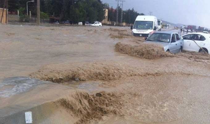 Intempéries : Suspension des cours et des examens à Kélibia en raison de fortes pluies