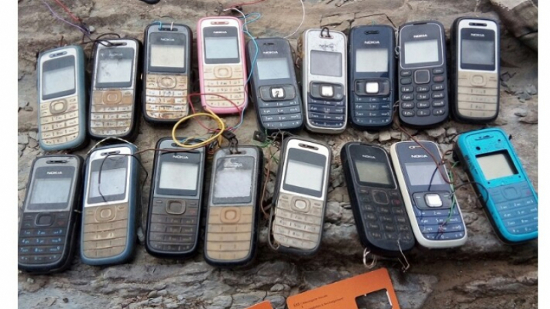 Algérie : découverte de téléphones portables piégés et  d’explosifs à Bouira