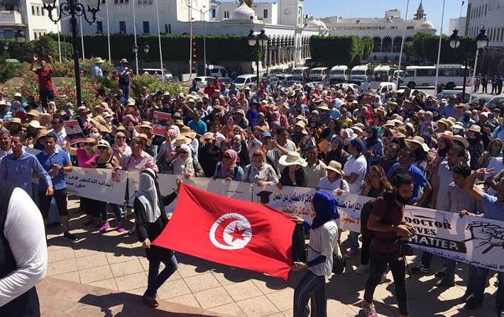 Tunisie: Quand les docteurs et doctorants manifestent leur ras-le-bol !