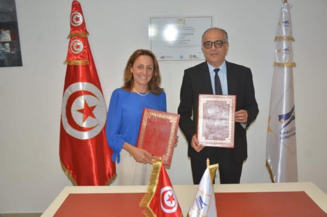 Monétique: La Poste tunisienne signe une convention de partenariat avec Visa international