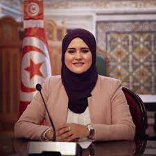 Rabeb Ben Letaïef ancienne députée d’Ennahdha interdite de voyage