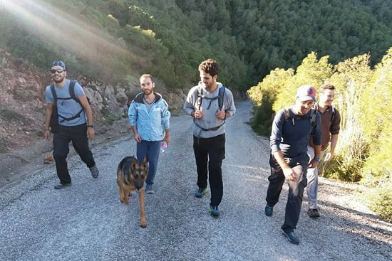  Cinq randonneurs condamnés à 15 jours de prison sans raison valable ?