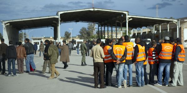 Ras Jedir : 150 employés onusiens arrivent en Tunisie