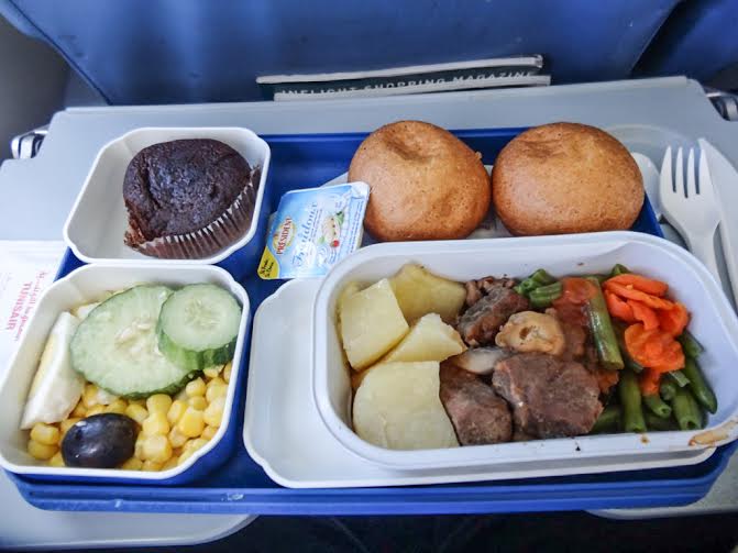 Officiel : Retour des repas sur les vols Tunisair