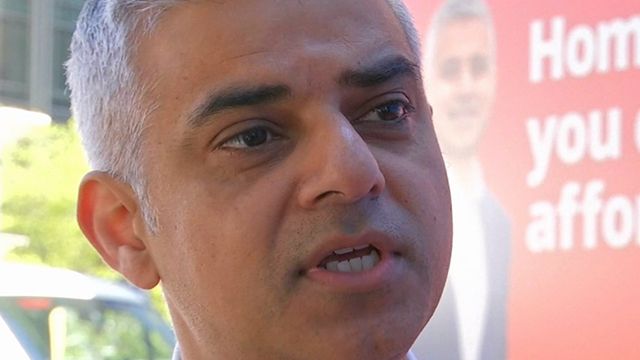 Le fils d’immigré bat le fils de milliardaire et remporte la mairie de Londres