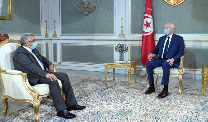 Kaïs Saïed s’entretient avec le ministre de la Justice
