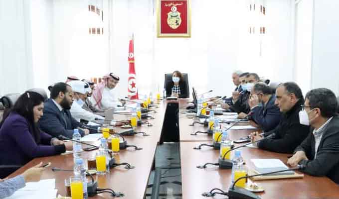 Santé : Séance de travail sur la construction de l’hôpital Roi Salman à Kairouan