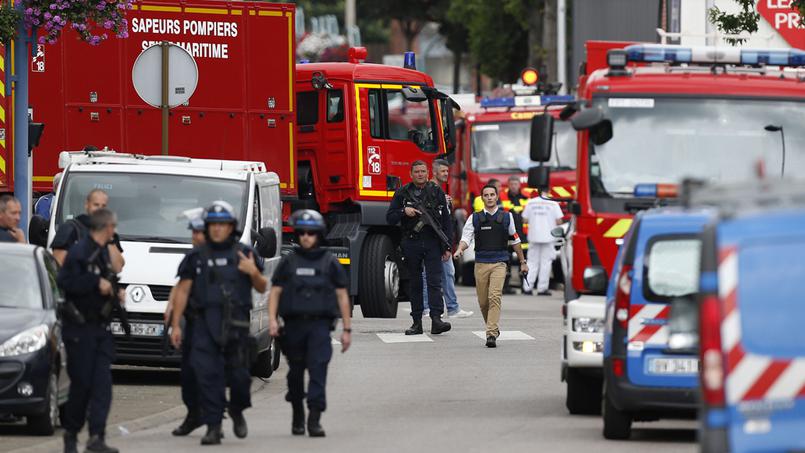 Prise d'otages dans une église: Daech revendique l'attentat et le meurtre du prêtre