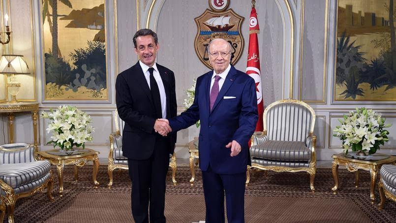 Bien que très contesté, Sarkozy reçu au Palais de Carthage