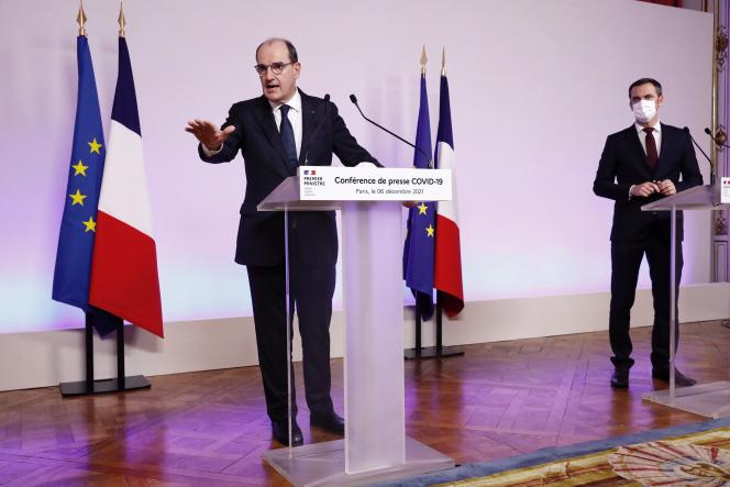 Face à une nouvelle hausse des cas de Covid-19, la France durcit les mesures sanitaires