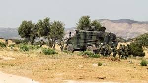 Des terroristes pourchassés à Mont Semmama