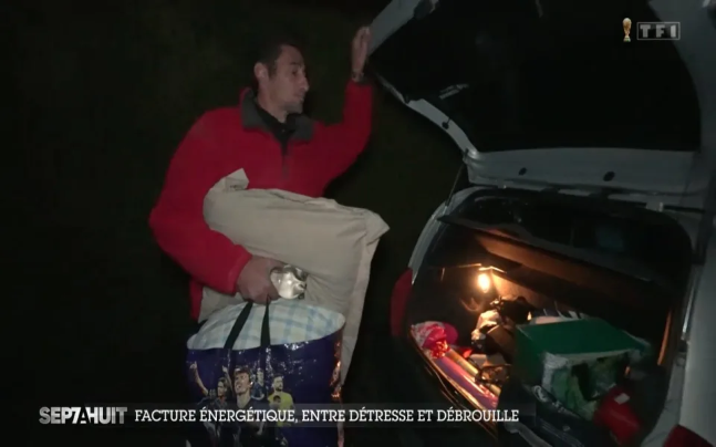 Hausse des prix de l'énergie : des français s'éclairent à la bougie et dorment dans leur voiture