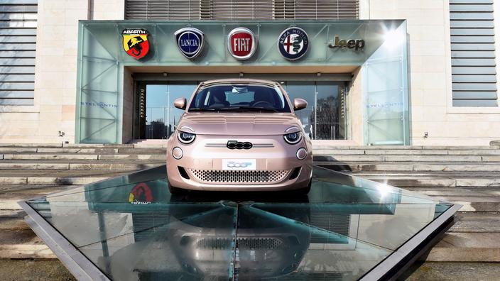 Automobile: Stellantis résilie l'ensemble de son réseau de distribution en Europe
