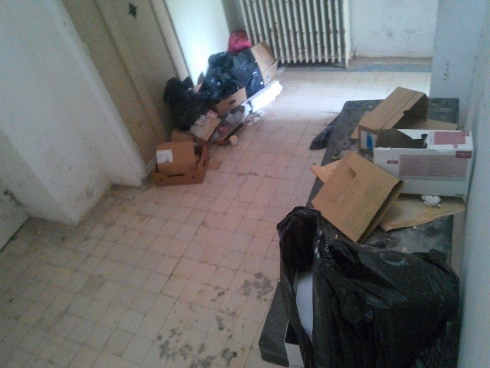 Plutôt crever que de se faire soigner dans cet hôpital… les photos parlent d’elles-mêmes ! 