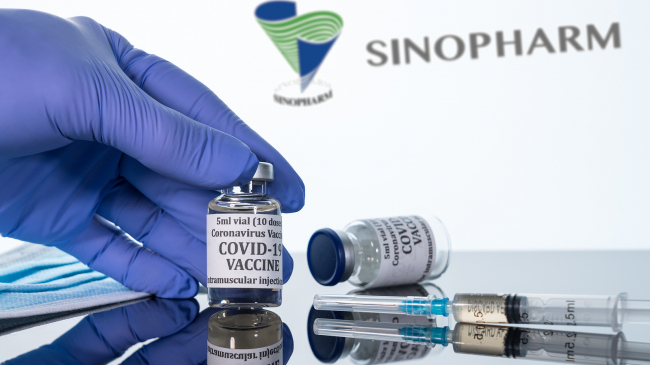 Les Emirats arabes unis vont fabriquer le vaccin chinois Sinopharm
