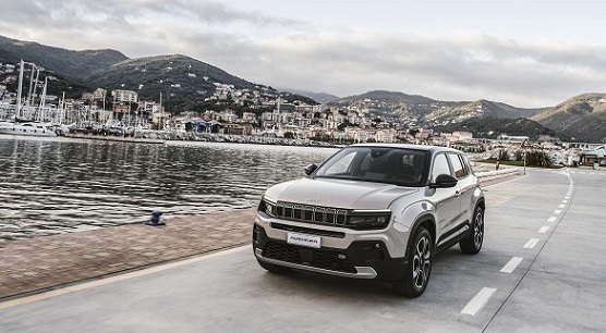 Jeep atteint un jalon historique avec la production de son 100 000e Avenger en Pologne