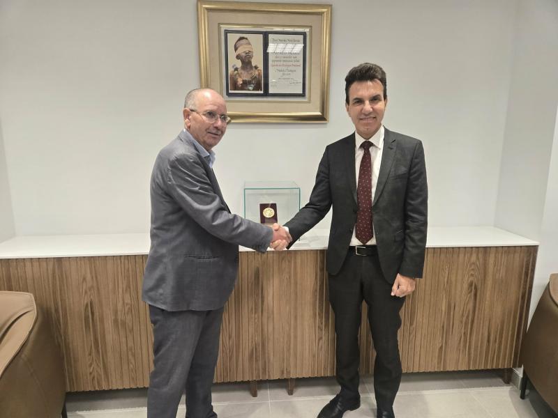 Noureddine Taboubi s’entretient avec l'ambassadeur de l'Union européenne en Tunisie