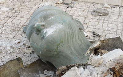 Le ministère de la Culture dénonce le saccage de la statue de Tahar Haddad