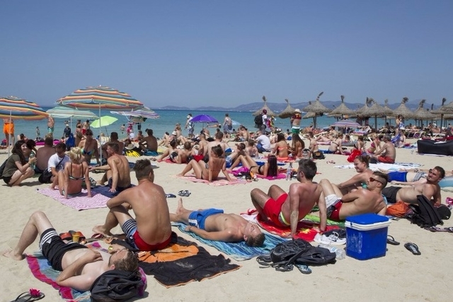 Les Espagnols s'inquiètent de voir leurs touristes partir en... Tunisie