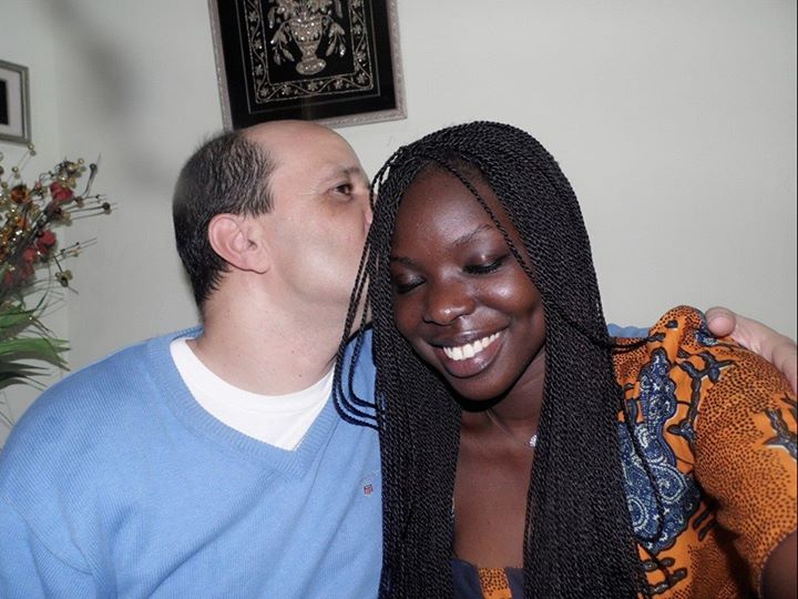 Racisme: Après le buzz de sa lettre, Mariam Touré trouve une famille "d'adoption"
