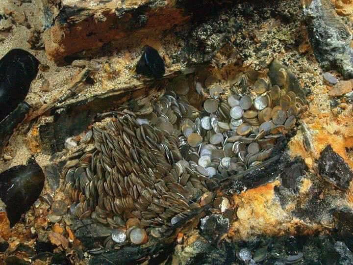  Un  trésor de pièces en or mis au jour au cimetière de Sebikha