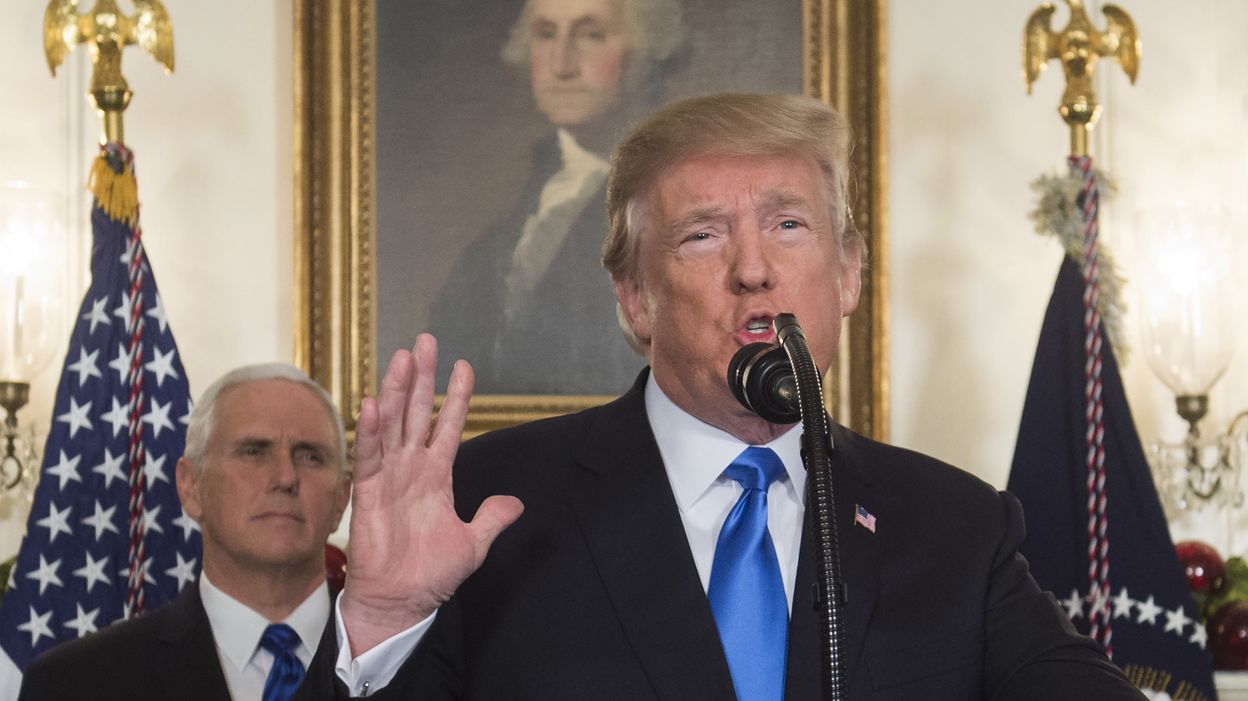 Etats Unis- Destitution: Trump renvoyé en procès pour abus de pouvoir