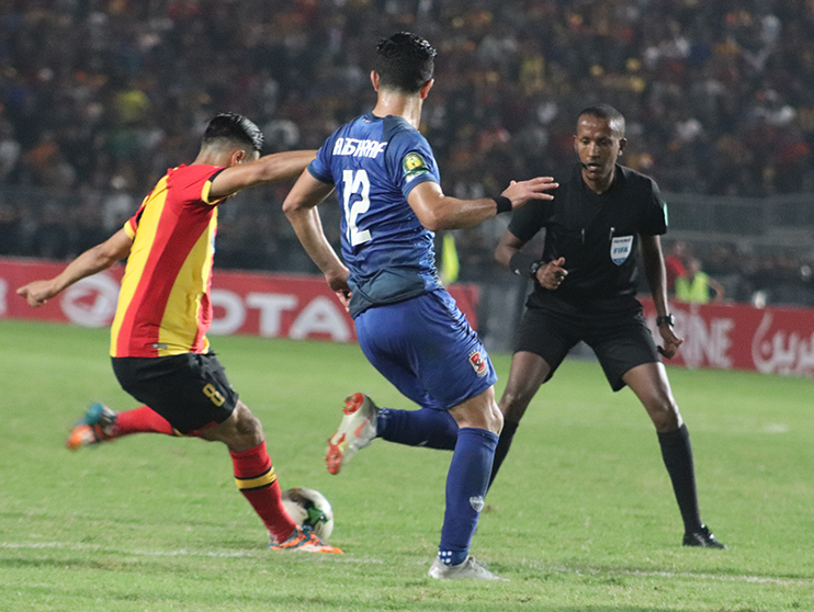 Entre Mehdi Abid et Bamlak Tessema, une leçon d’arbitrage ! 