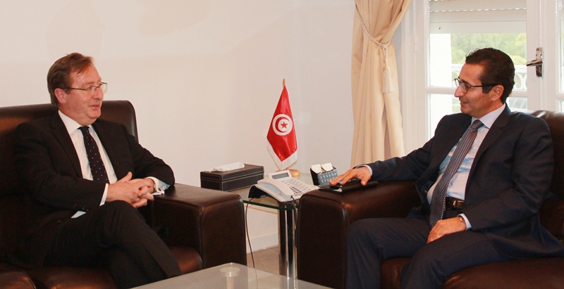 Tunisie-Grande Bretagne : Entretien entre Mohamed El Fadhel Abdelkafi et Hamish Cowel