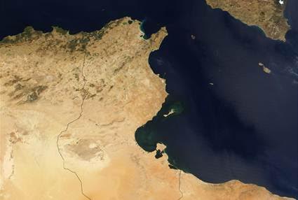 Conférence-débat sur les changements climatiques et le développement en Tunisie