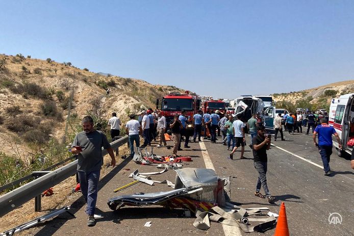 Turquie : Un camion fonce sur la foule faisant 16 morts et 29 blessés