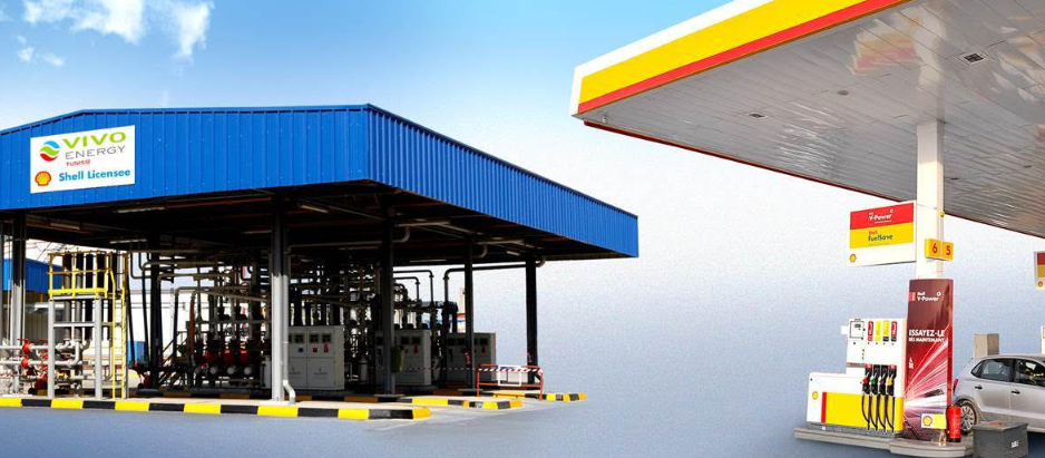 Les médias découvrent l’approche qualité des carburants Shell: du dépôt pétrolier à la station-service