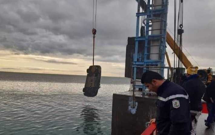 Djerba: Une voiture chute du ferry et fait deux morts