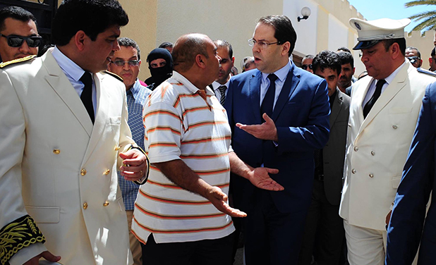 Youssef Chahed reste la personnalité la plus populaire en Tunisie