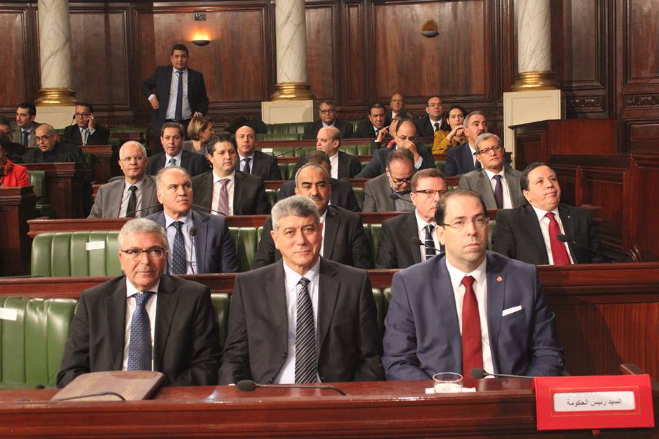 La nouvelle guerre de Youssef Chahed