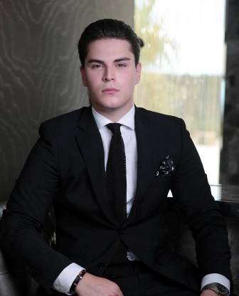 À seulement 21 ans, un tunisien se fait une place dans la cour des grands joailliers 