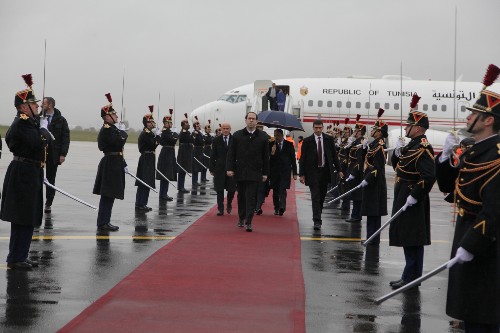 Chahed en visite officielle à Paris