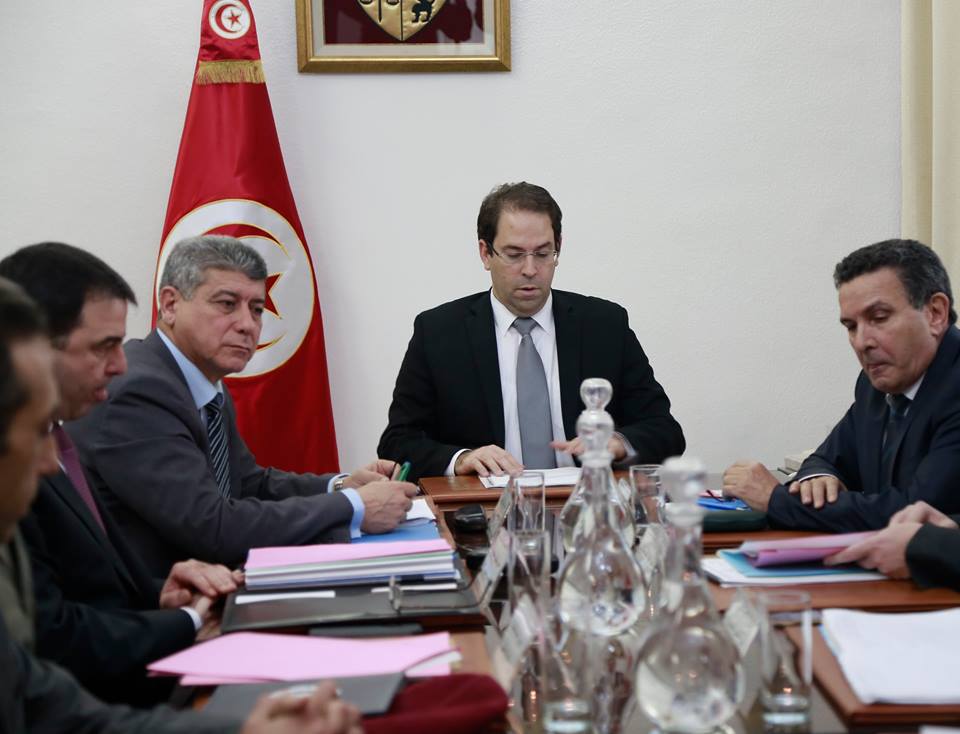 Youssef Chahed se réunit avec de hauts cadres sécuritaires