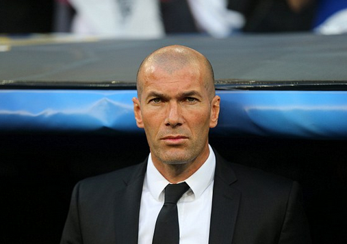 Zizou, le grandissime favori pour prendre la place de Deschamps