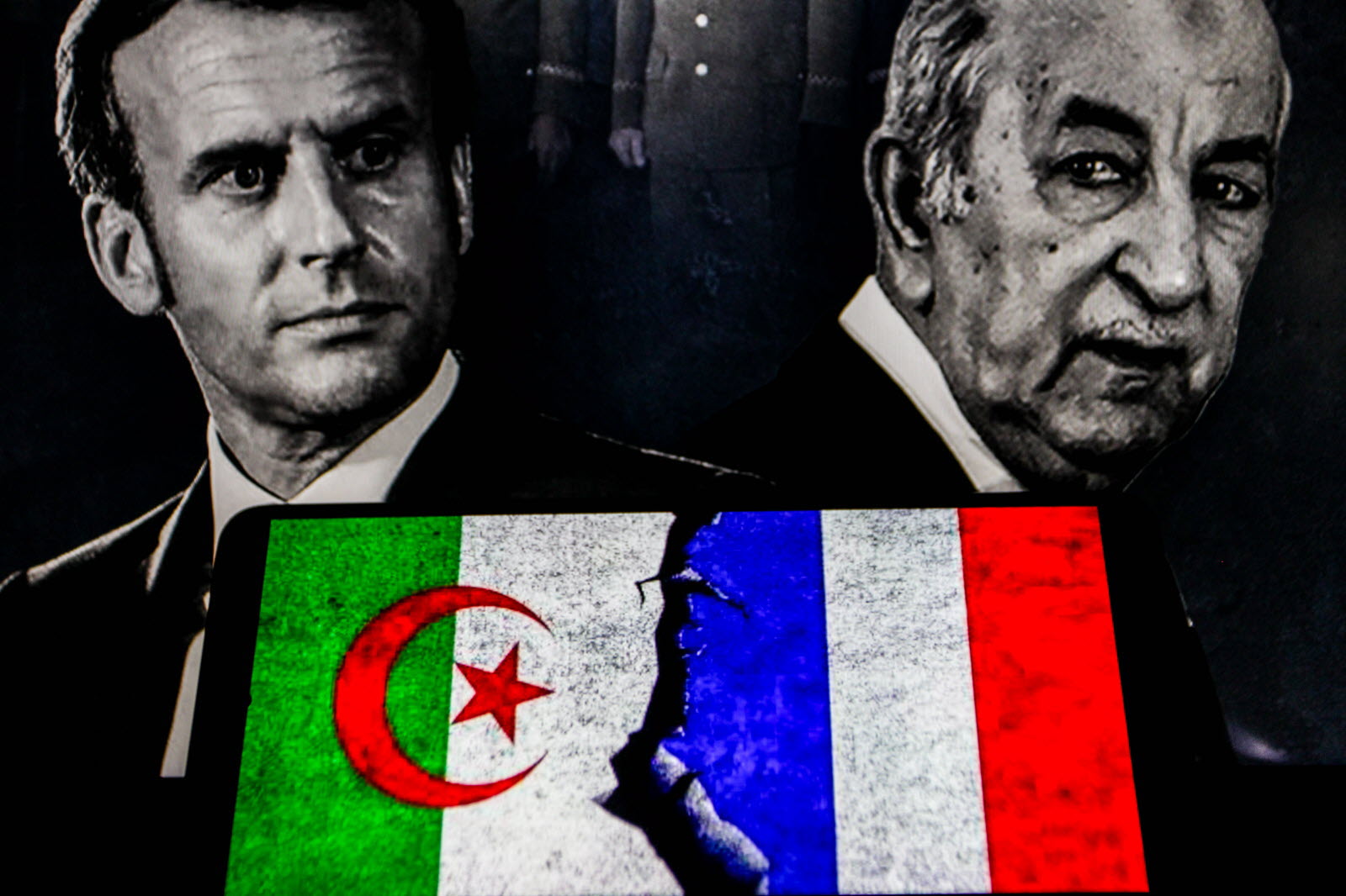 France- Algérie : Paris rappelle son ambassadeur et expulse 12 agents consulaires algériens