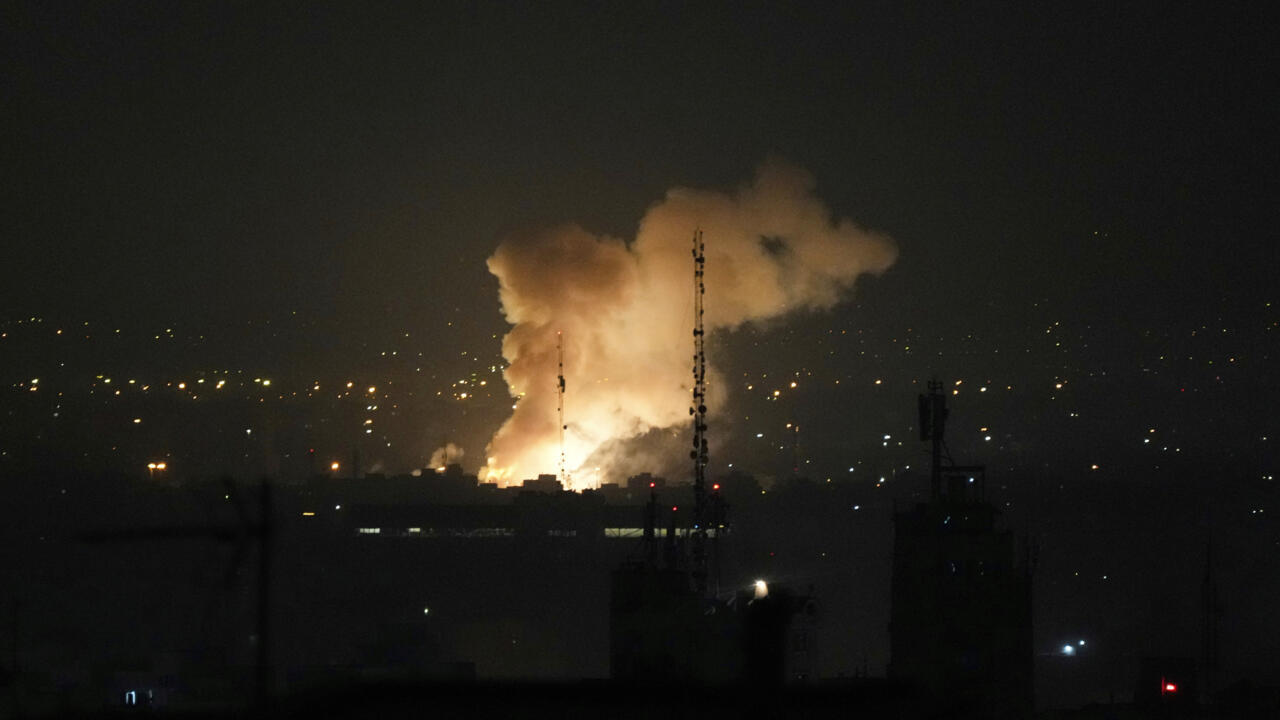Frappes israéliennes en Iran contre des installations nucléaires et des sites militaires