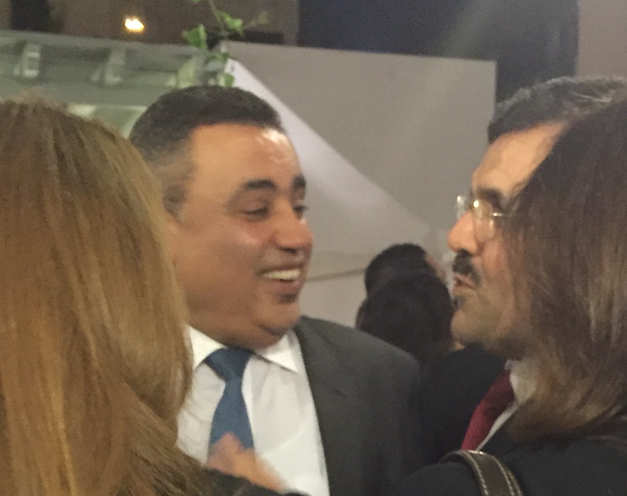 Mehdi Jomâa tout sourire avec Ali Laârayedh
