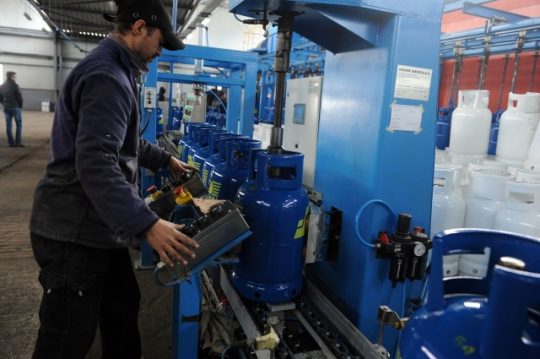 Les bouteilles de  gaz butane algérien au secours des Tunisiens