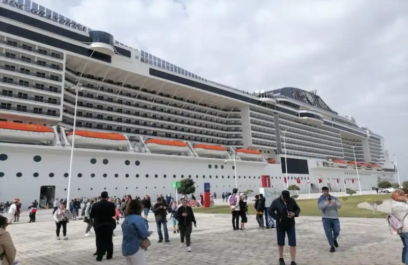 Tunisie: 5500 croisiéristes débarquent au port de la Goulette