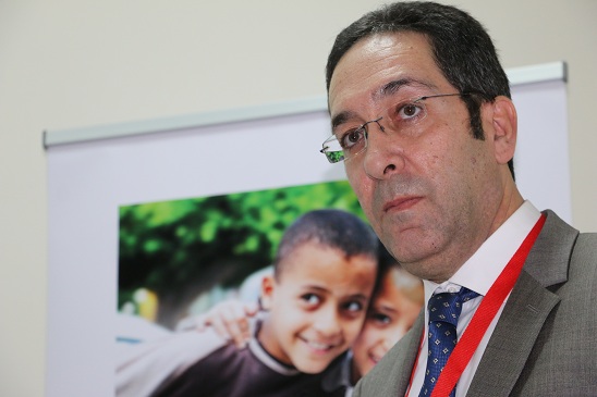 le Pr. Karim Aoun, Directeur Général de la Santé et Chercheur à l’Institut Pasteur de Tunis.