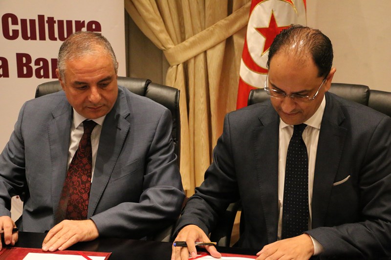 M. Mohamed Ferid Ben Tanfous, Directeur Général de l'Arab Tunisian Bank et M. Slim Khalbous, ministre de l’enseignement supérieur et de l’éducation par intérim 