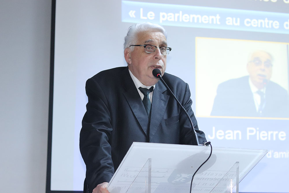 Le Sénateur et ancien ministre, Jean Pierre Sueur